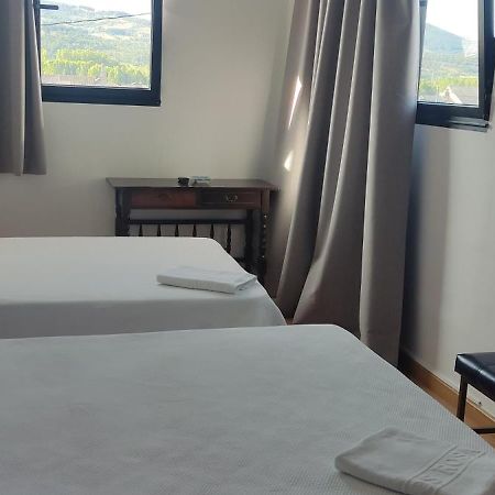 Hotel Los Rosales Almázcara Екстериор снимка