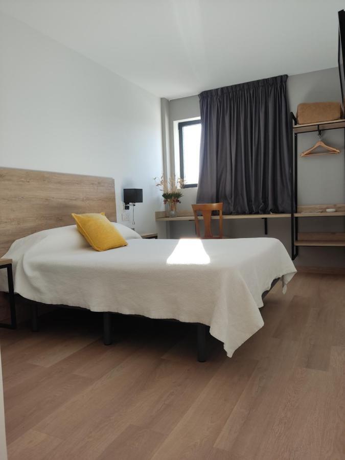 Hotel Los Rosales Almázcara Екстериор снимка