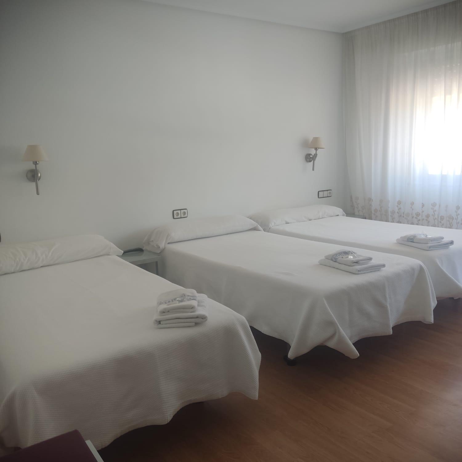 Hotel Los Rosales Almázcara Екстериор снимка
