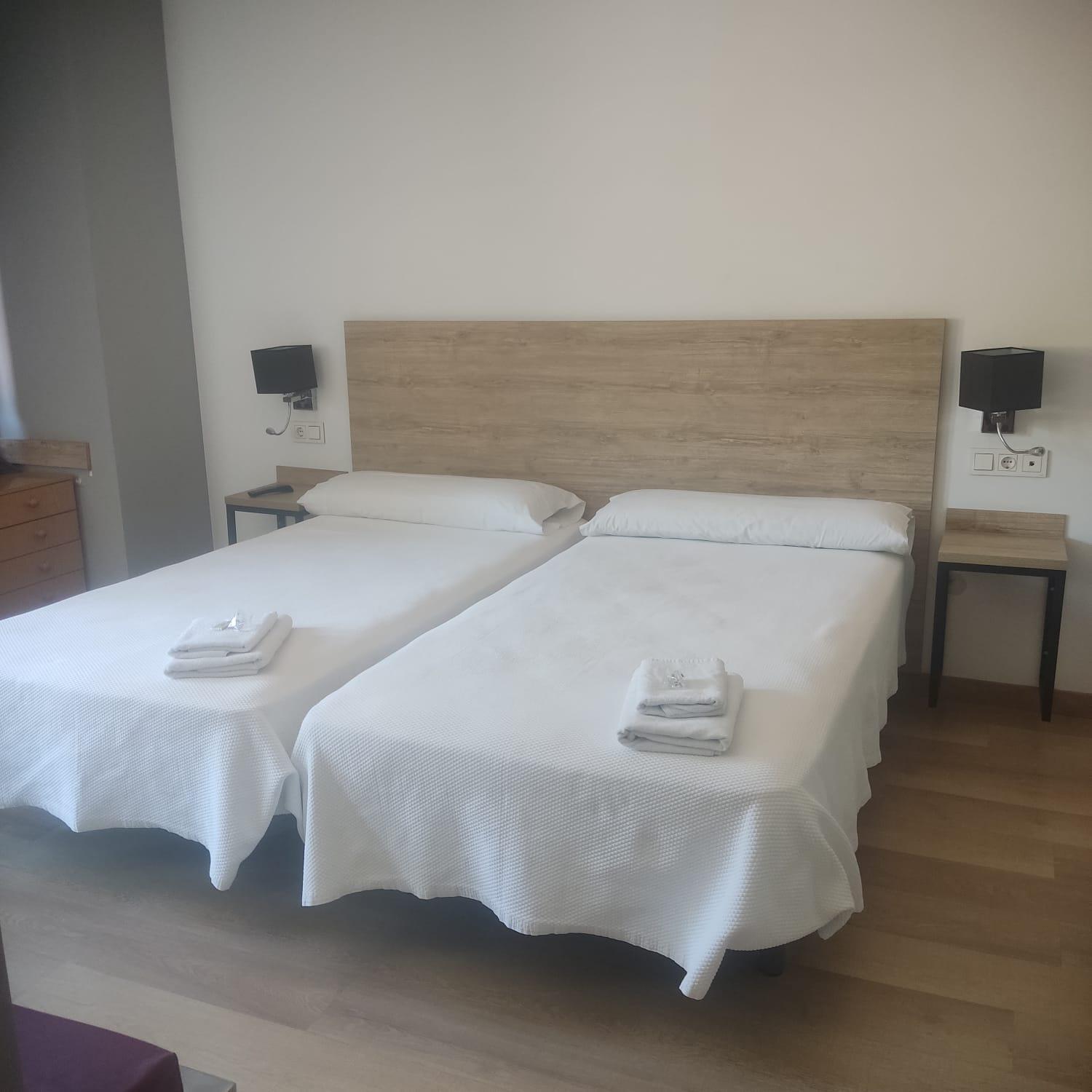 Hotel Los Rosales Almázcara Екстериор снимка