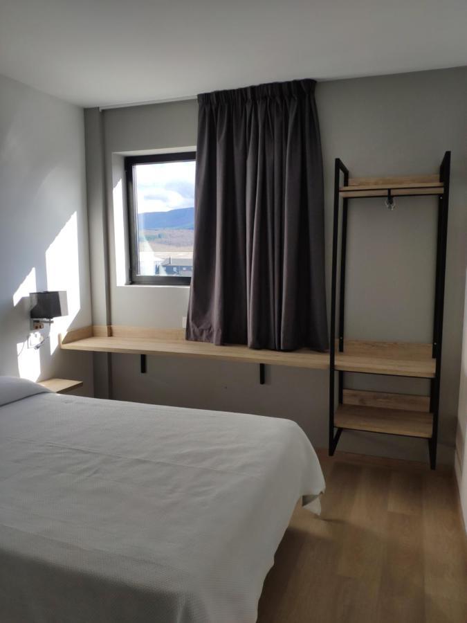 Hotel Los Rosales Almázcara Екстериор снимка